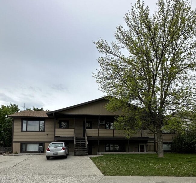 Building Photo - 2 bedroom in Billings MT 59105