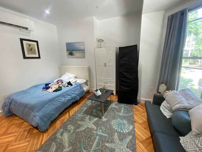Photo - 21 Regent Cir Unit #1