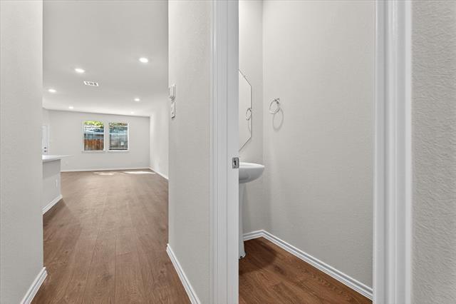 Photo - 331 Clematis St