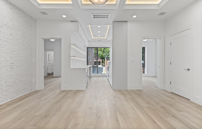 Photo - 1584 Beacon St Unidad PH1