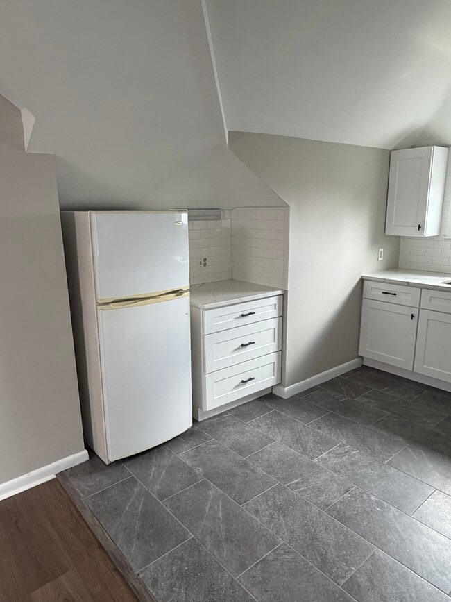 Photo - 179 Whitman Ave Unit 3