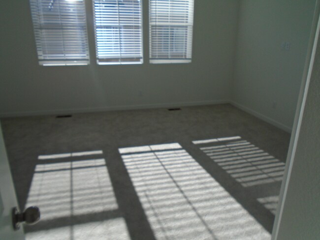 Photo - 5391 Euclid Dr