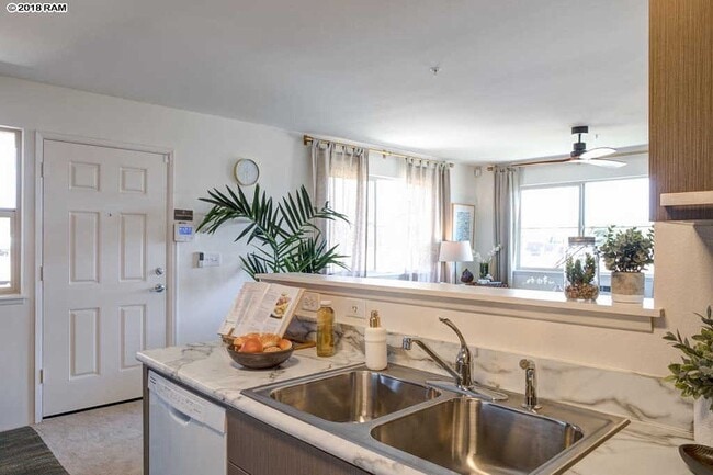 Photo - 33 Kihalani St Unit #402 in Kamalani