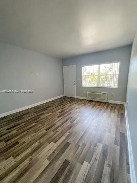 Photo - 8000 NE Bayshore Ct Unidad 104