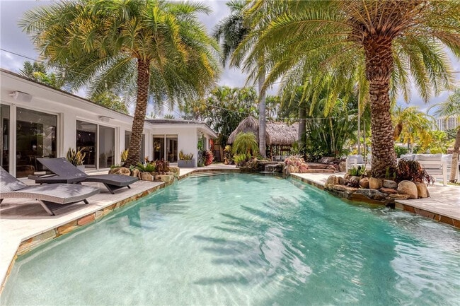 Photo - 268 Imperial Ln