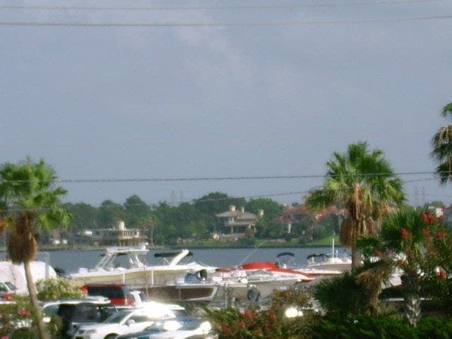 Photo - 3010 E NASA Pkwy Unidad c1