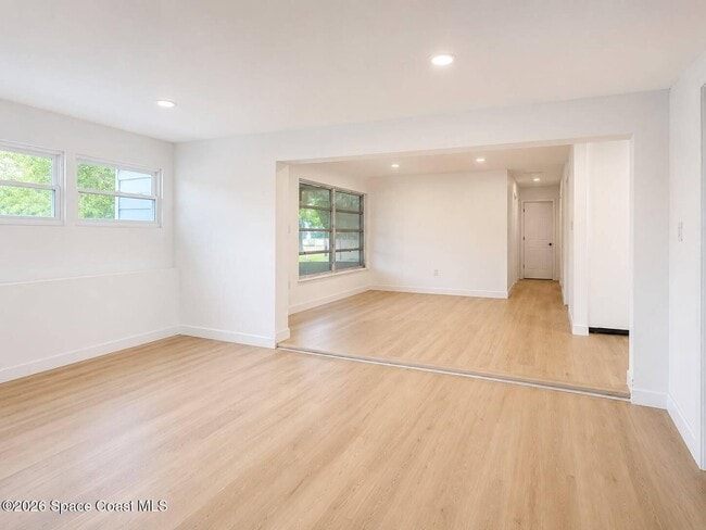 Photo - 4450 Browning Ave