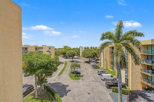 Photo - 11790 SW 18th St Unit 524-3