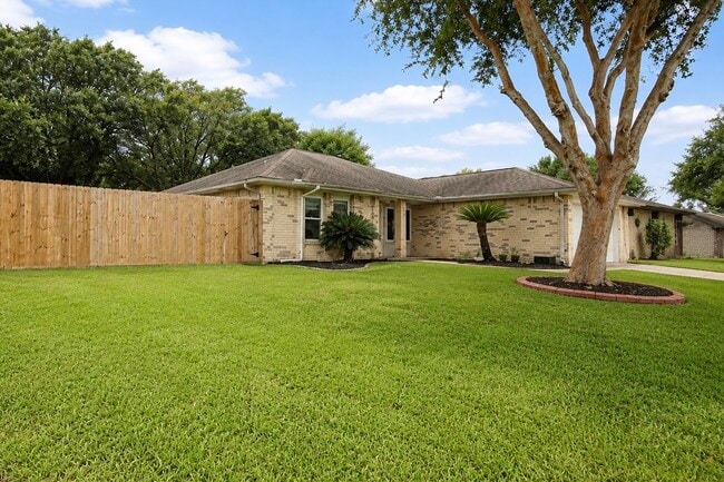 Photo - 16814 Square Rigger Ln