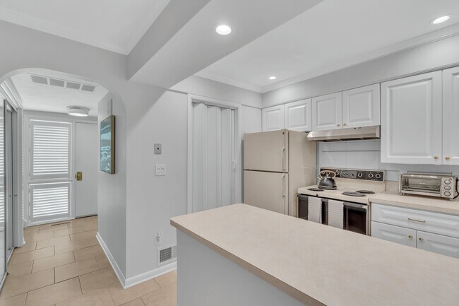 Photo - 54 Linden Dr