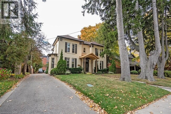 Photo - 432 Burlington Ave Unité 6