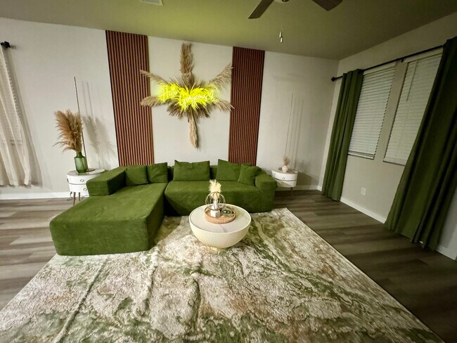 Photo - 5608 Madden Ln