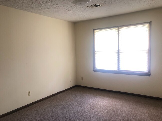 Photo - 111 Williamson St Unit B