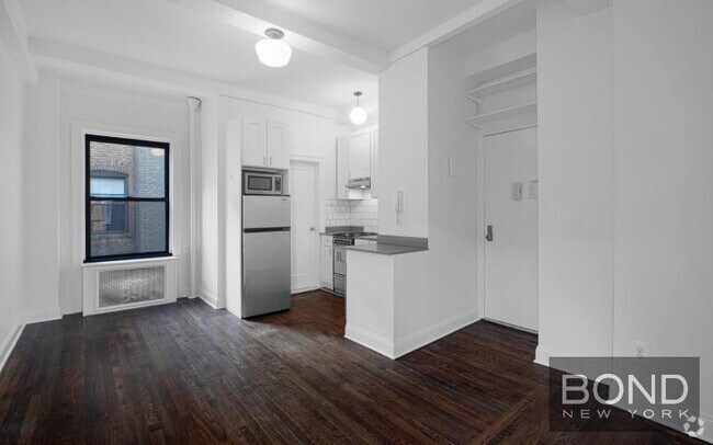 Building Photo - 19 W 69th St Unit 904 Rental