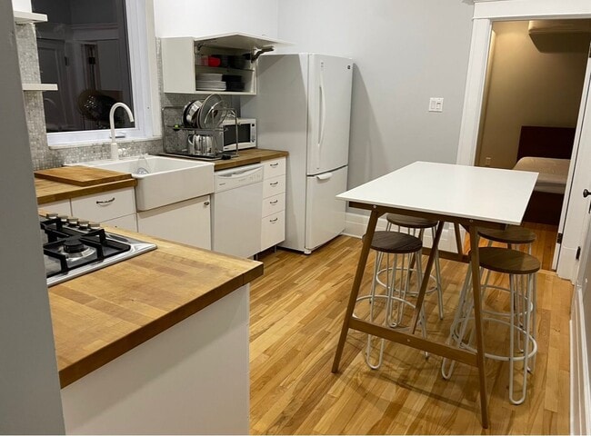 Photo - 3585 Boul Décarie Unit 3585 Decarie Boulevard
