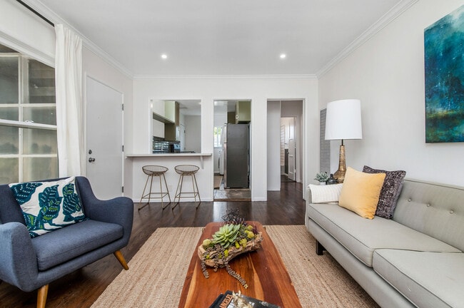 Photo - 2115 Ocean Park Blvd