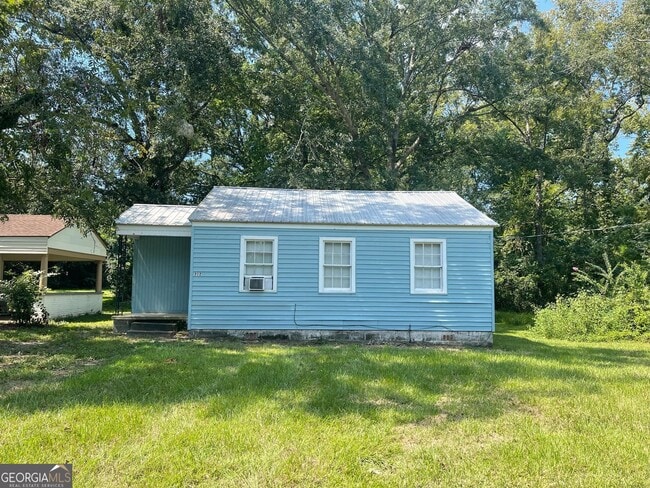 Building Photo - 312 Duncan St