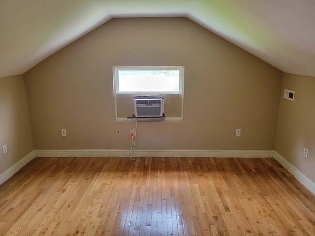 Photo - 202 Clemson St