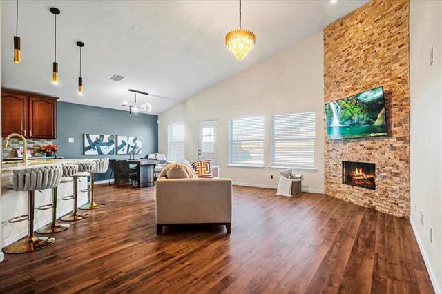 Photo - 1412 Cheyenne Rd