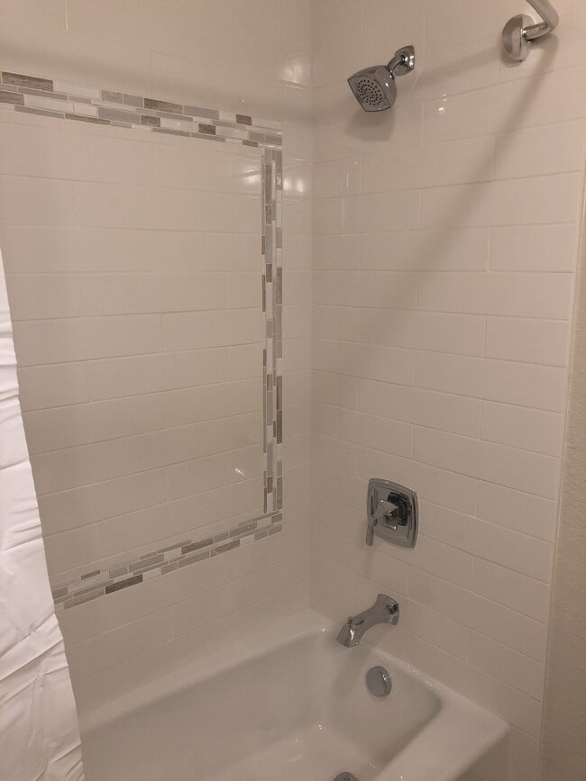 Photo - 2730 SE 16th Ave Unit 2730