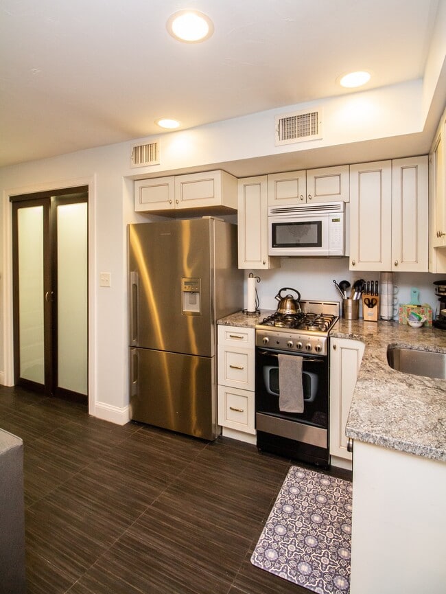 22 Hancock St Unit 102