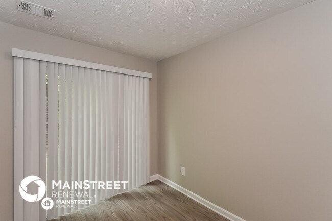 Photo - 4524 Parkway Cir