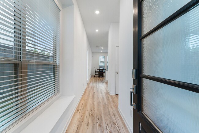 Photo - 516 Bristol Tide Ct