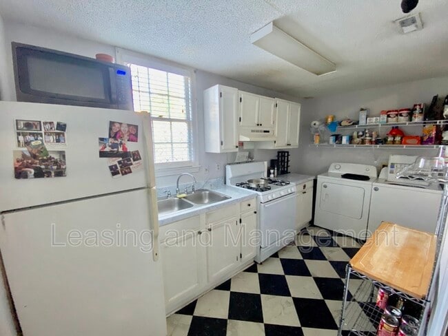 Photo - 146 Line St Unit A