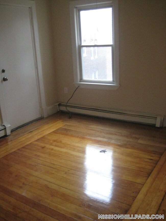 Photo - 35 Harold St Unit 2