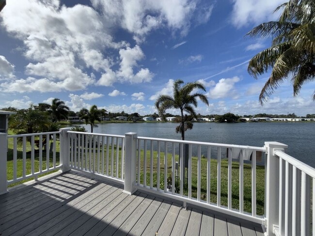 Photo - 6909 41st Ave N