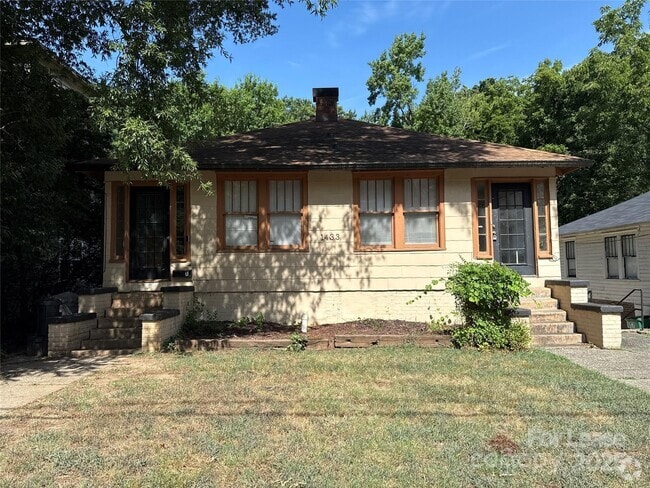 Building Photo - 1433 Pecan Ave Unit B Rental
