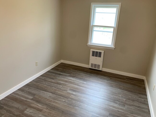 Photo - 99 Mainsville Rd Unit Apt 2