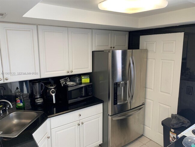 Photo - 1333 E Hallandale Beach Blvd Unit 143