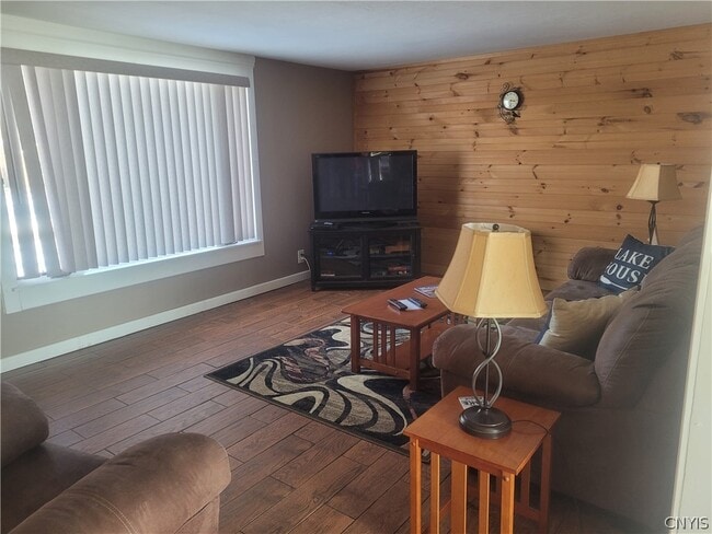 Photo - 2 S Rainbow Shores Rd