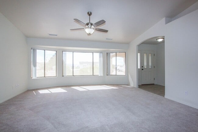 Photo - 4 Bedroom Home with 3 Car Garage in PV!