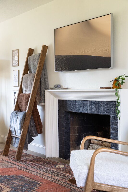 Photo - 1027 W 6th Ave