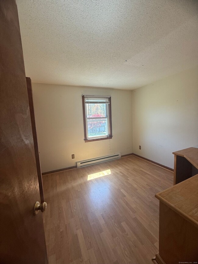 Photo - 75 Harold Rd