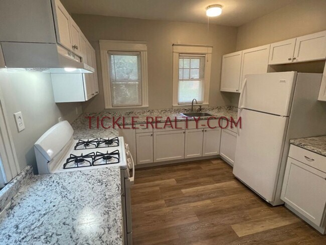 Photo - 33 Suter Terrace Unit B