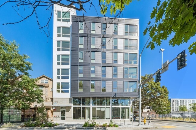 Building Photo - 5000 12th Ave NE