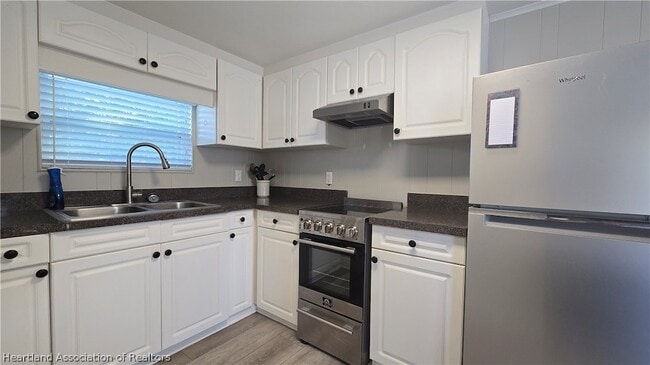 Photo - 683 Lake June Rd