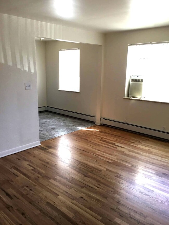 Photo - 1350 Columbine St