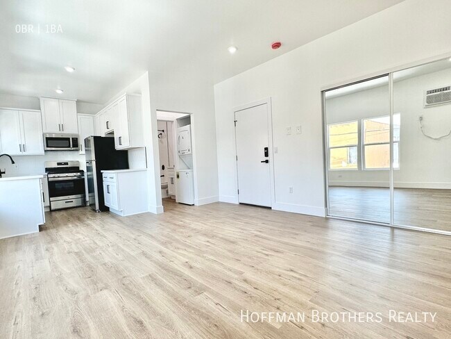 Photo - 1019 Albany St Unidad 12A