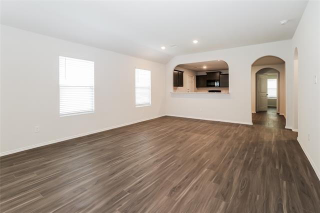 432 Woodhouse Wy