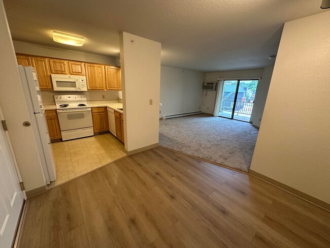 Photo - 100 E Main St Unit 323