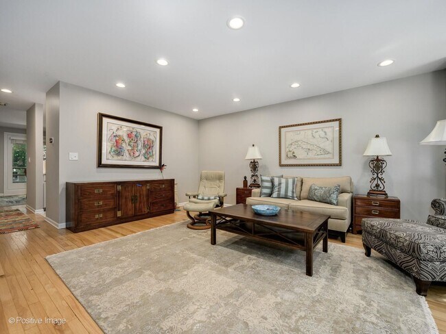 Photo - 2365 N Wayne Ave