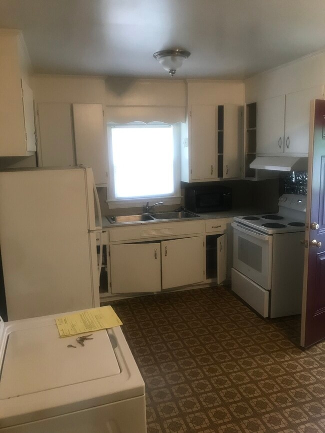 Photo - 703 Jackson Ln