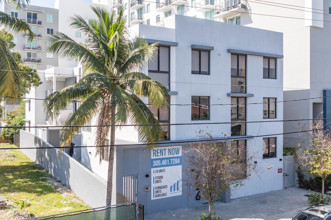 Photo - 726 NW 3rd St