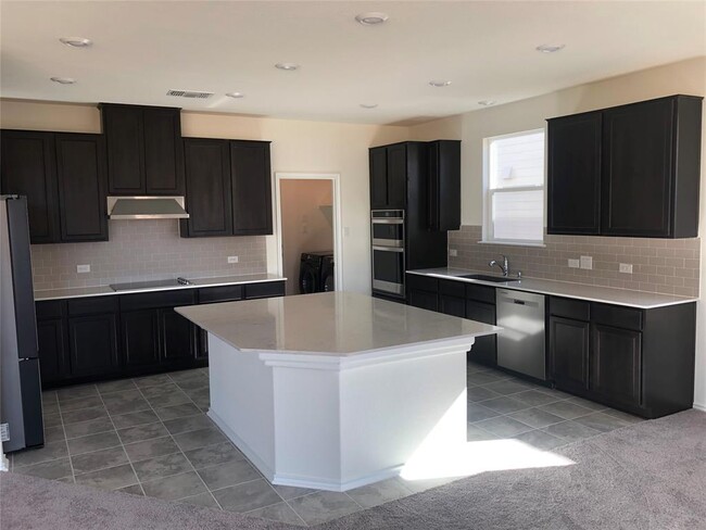 Photo - 100 Passiflora Dr