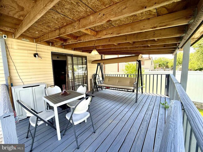 Building Photo - 13042 Trina Dr
