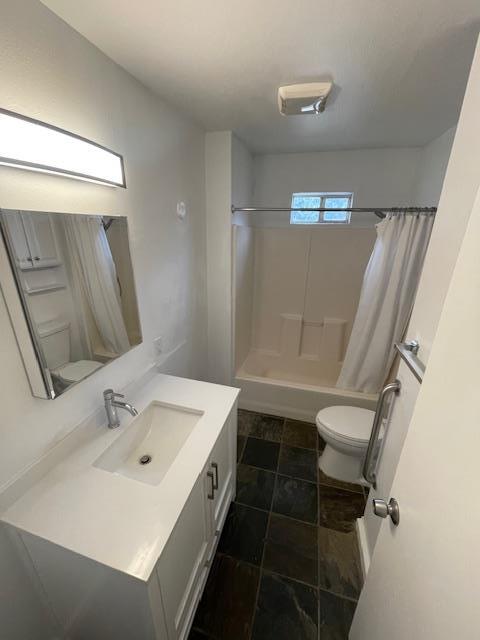 Photo - 1105 1/2 Tillery St